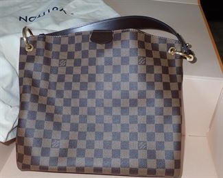 LOUIS VUITTON PURSE