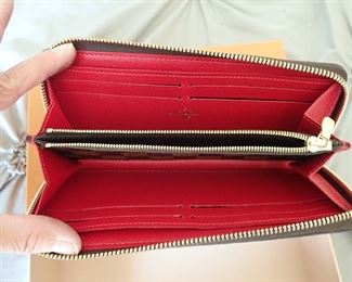 LOUIS VUITTON PURSES - WALLET  - W/ ORIGINAL RECEIPTS