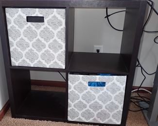 4 - CUB WITH BASKETS