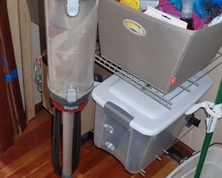 VAC'S - FLOOR CLEANERS - WIDE VARIETY