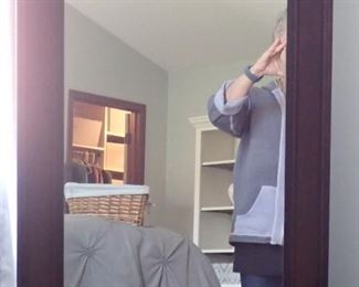 STANDING FLOOR MIRROR