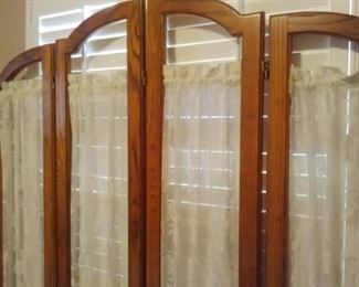 Folding screen
