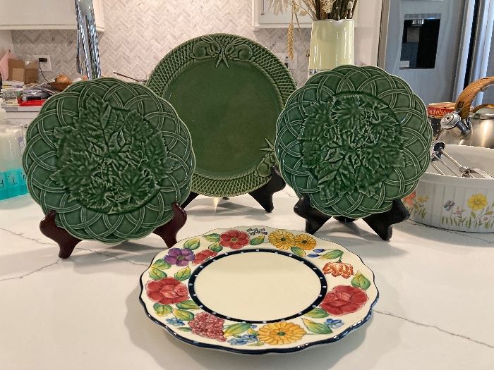 Yankee Estate Sales in North Falmouth, MA starts on 4/15/2023