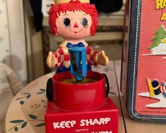 Vintage 1974 Bobbs-Merril Co, Raggedy Andy Pencil Sharpener
