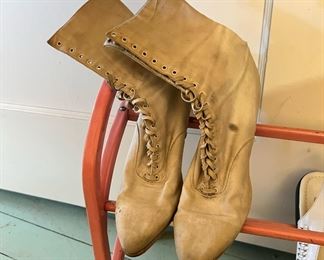 Cream Colored Victorian Lace Up Boots