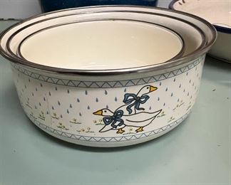 Vintage Farmhouse Style, Set Of 3 Anchor Country Goose Blue Ribbon Nesting Bowls