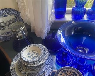 Cobalt Blue Large Bowl, Cobalt Blue Vases and Bottles, Vintage Blue and White China, Allertnos Flow Blue Willow Bowl,  Vintage Wood and Sons England, Yuan Sauce Bowls 