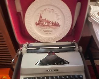 Antique 1964 Facit TP1 Typewriter