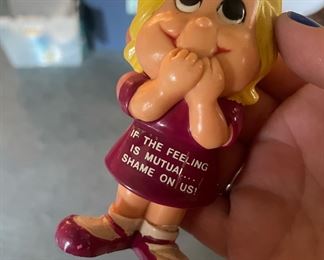 Vintage 1971 W&R Berries Company Girl Figurine