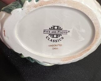 Fitz and Floyd Decorative Swan Figurine with Flowers