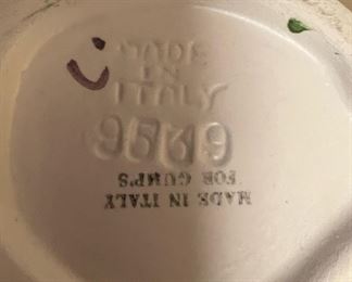 Hand Painted Cauliflower Pitcher, Made in Italy -9539