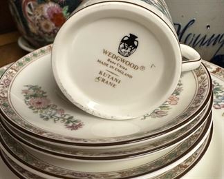 Wedgwood Kutani Crane China, Set for 4