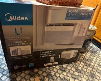 Midea Air Conditioning Window Unit
