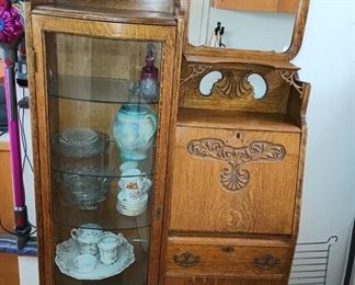 Oak Side By Side Secretary Desk/Hutch
