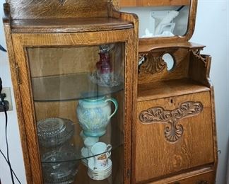 Oak Side By Side Secretary Desk/Hutch