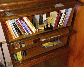 The Globe Wernicke Co. 3 Tier Display Case/Shelf