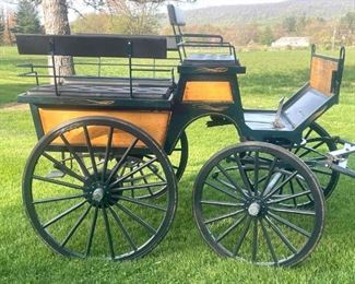 More information at https://www.damewoodauctioneers.com/auctions/detail/in-person-and-online-tractors-reefer-trailers-quads-and-atvs-wine-making-eq