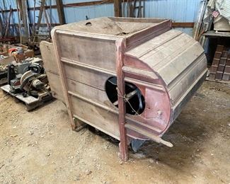 More information at https://www.damewoodauctioneers.com/auctions/detail/in-person-and-online-tractors-reefer-trailers-quads-and-atvs-wine-making-eq