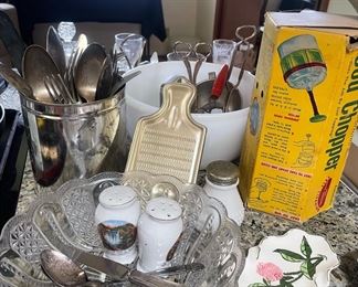 Food Chopper, Tea Bag Plate, Kitchen Utensils