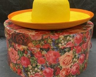 KOKIN Yellow Straw Sun Hat with Hat Box USA
