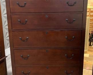 Broyhill Dresser