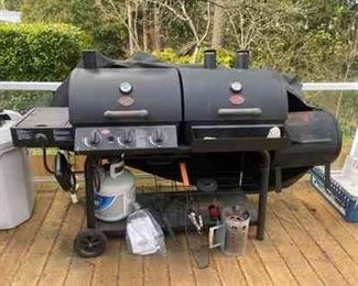 Charbroil grill and smoker