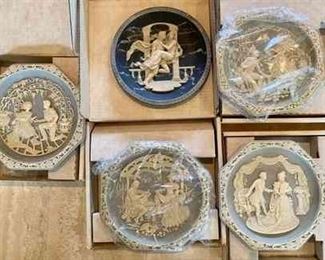 Opera Love Themed Collectible Plates