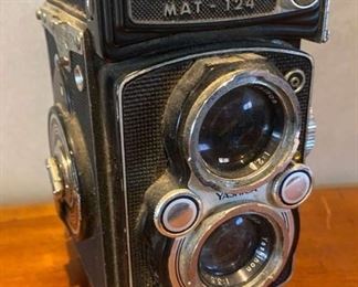 Yashica MAT124 View Camera