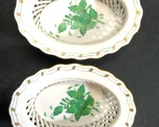 HEREND HUNGARY Pair Hand Painted Trinket Dishes
