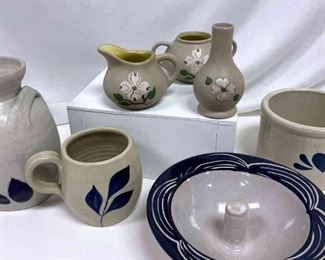 Pottery Williamsburg Salt Glaze Pigeon Forge Dogwood Roseville Heart