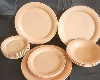 Peach Dinnerware