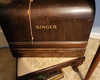 Vintage Singer Sewing Machine