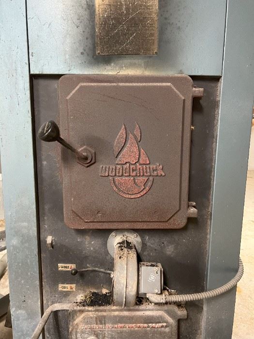 Something for Everyone Estate Sale in Shannon, MS starts on 4/21/2023
