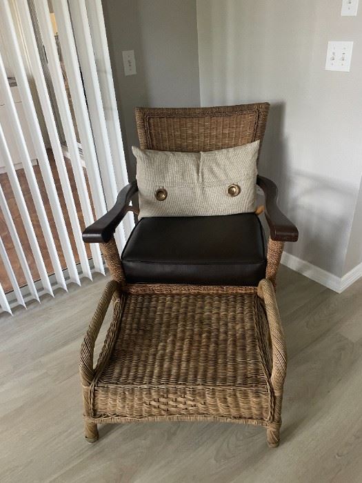 Cait's Trinity Estate Sale starts on 4/23/2023