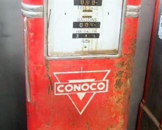Conoco Vintage Gas Pump, Bowser 585 B Model