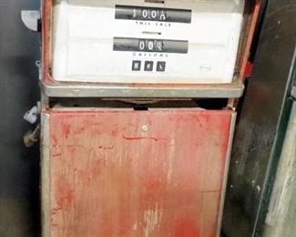Tokheim 452AP Vintage Gas Pump
