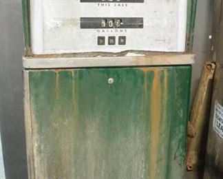 Tokheim 452AP Vintage Gas Pump