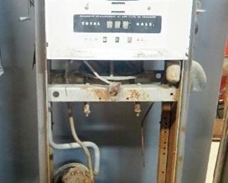 Bowser Vintage Gas Pump