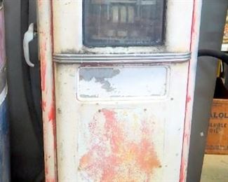 Gilbarco Gilbert & Barker Vintage Gas Pump Model 996-1W