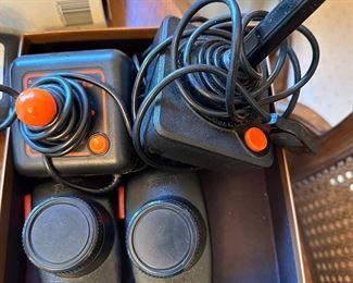 ATARI CONTROLLERS