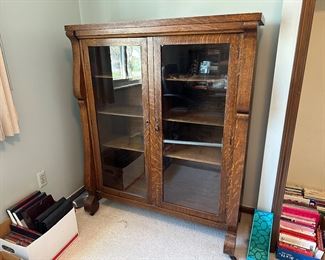 ANTIQUE CABINET