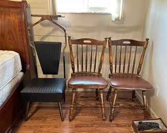 BUTLER, WOOD CHAIRS