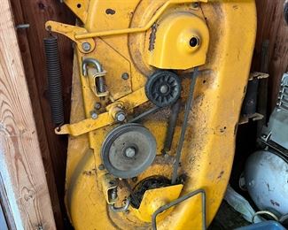 CUB CADET MOWER DECK