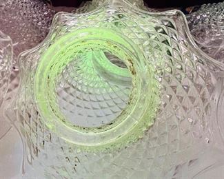 Green UV Reactive Glassware 