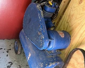 Delta Air Compressor 
