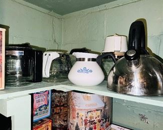 Corelle & other Tea Pots 