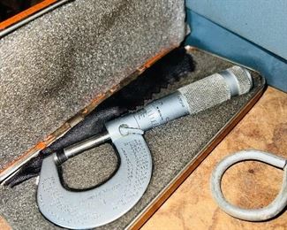 Micrometer 