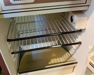Mini Fridge w/ Freezer - excellent working condition 