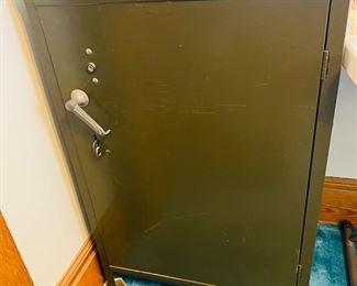 Lyon Locking Cabinet 