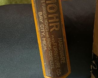 MOHR Hardware & Furniture Bay City Bore Bristle Brush 